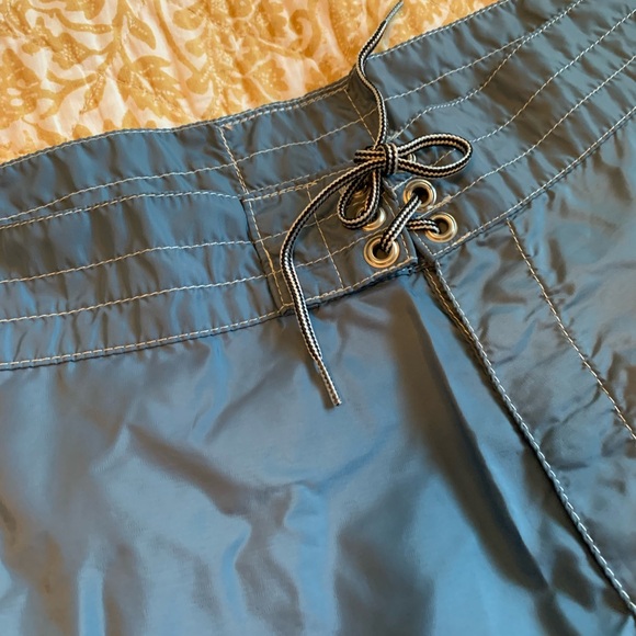 Birdwell Board Shorts - Picture 4 of 8